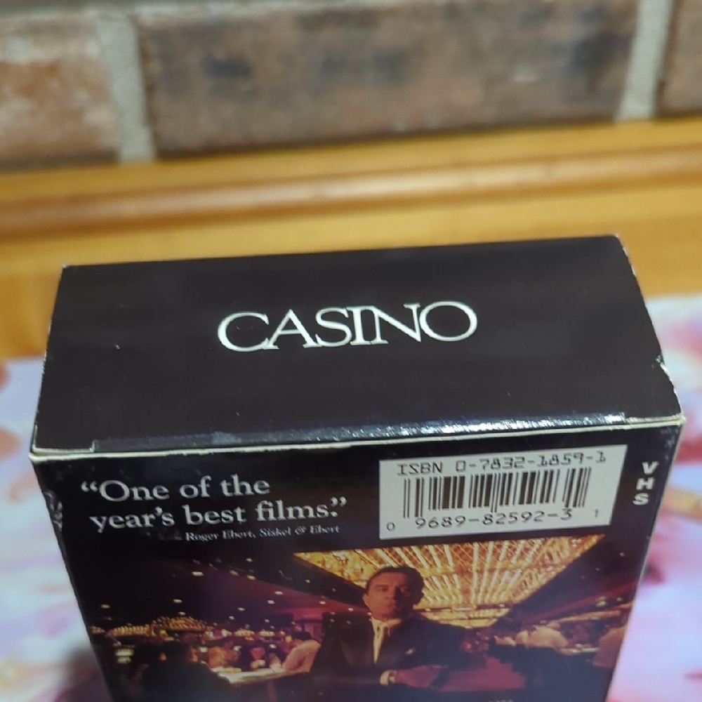 Casino VHS Tape– Crime/Thriller Classic (1995) - Picture 6 of 13
